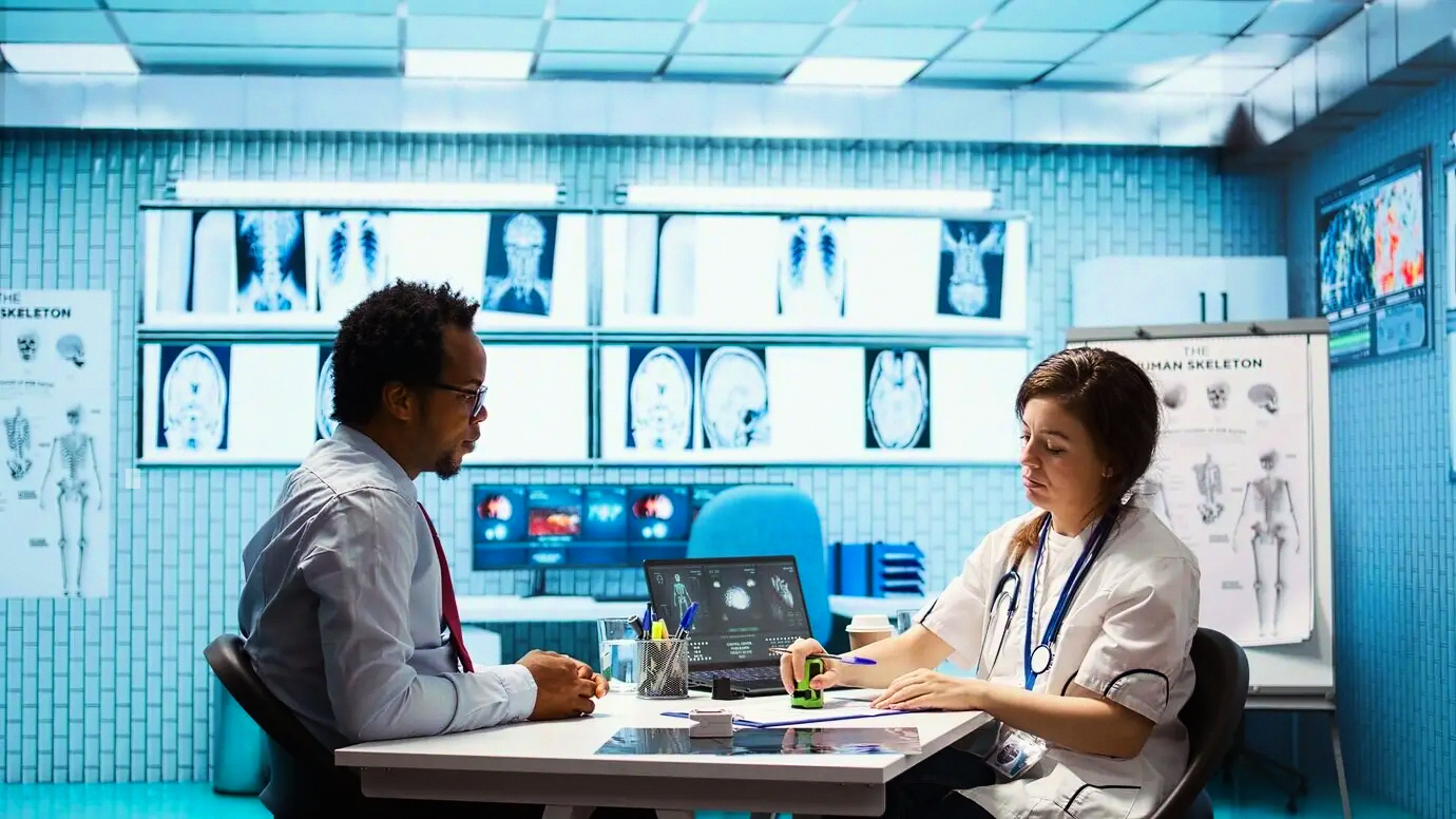 Leadership reviewing aligned performance outcomes